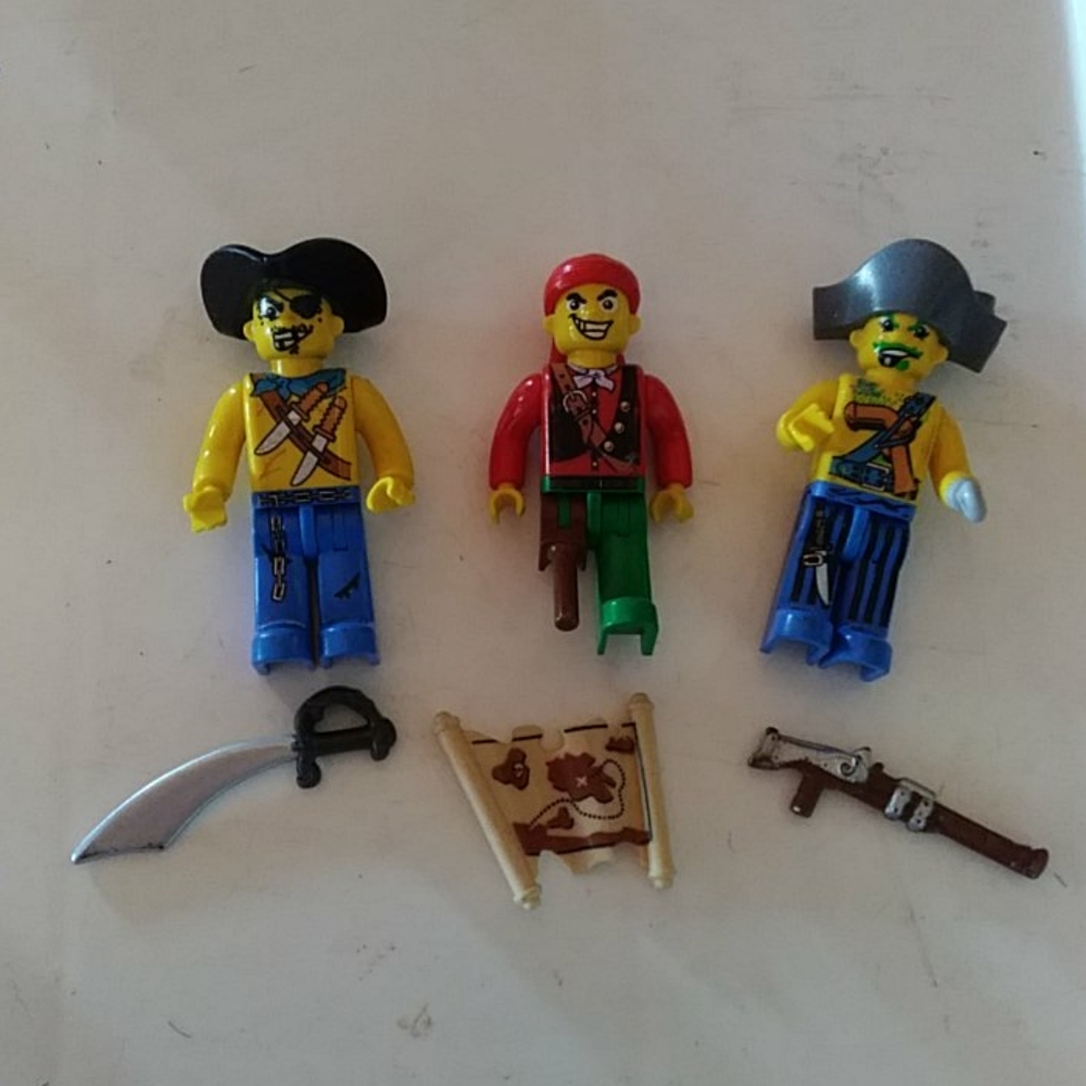 Lego Pirates set
